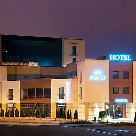 Hotel Piano 3*