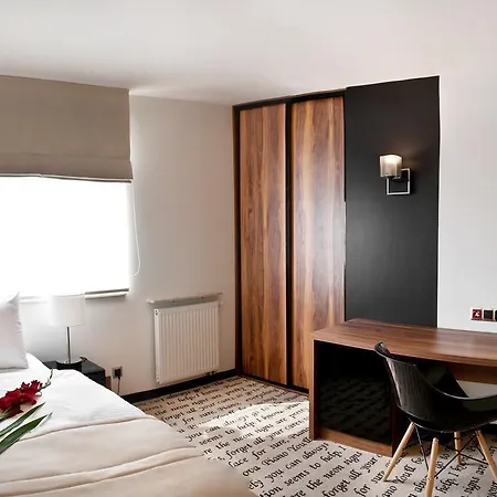 Piano Hotel 3*